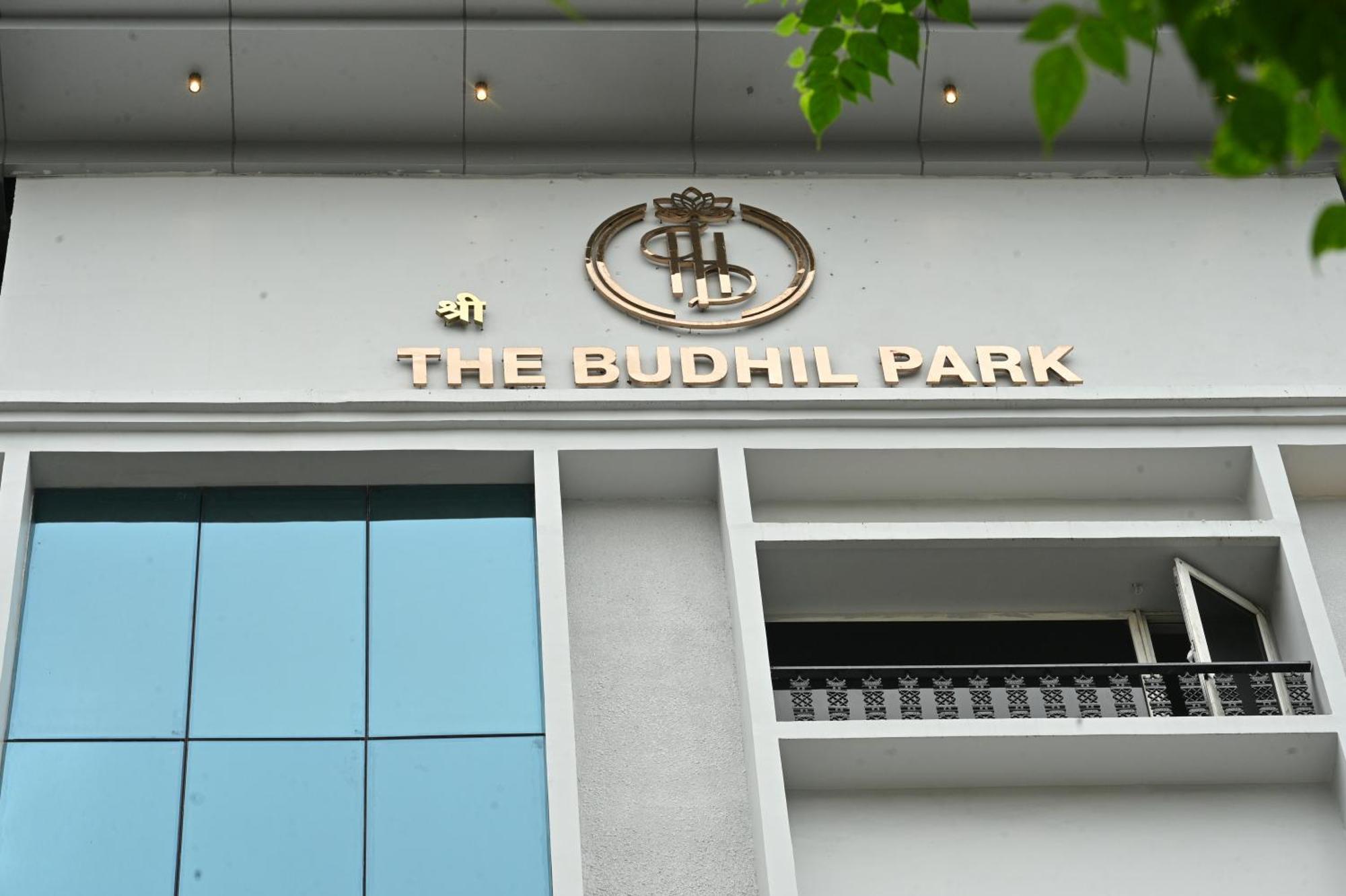 The Budhil Park Visákhapatnam Kültér fotó